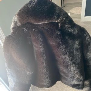 FUR COAT